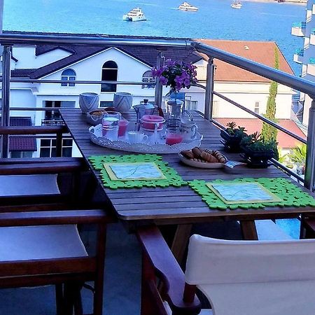 Iraa'S Apartment Saranda Extérieur photo